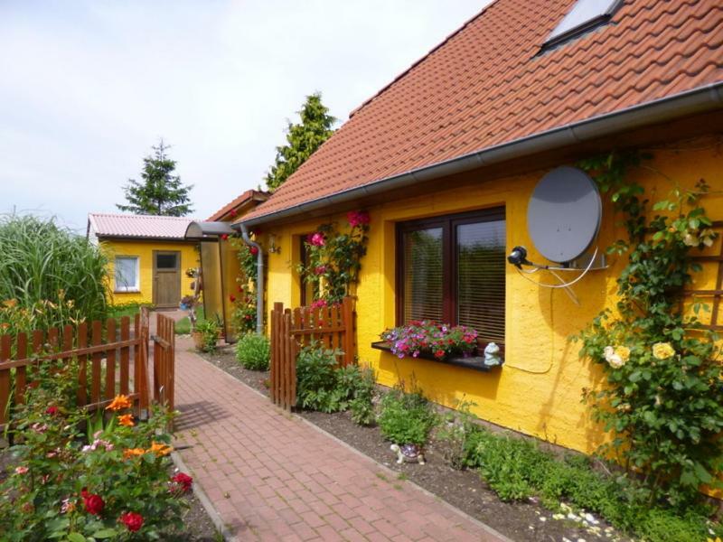 Ferienwohnungen Familie Jahn Thesenvitz Ngoại thất bức ảnh