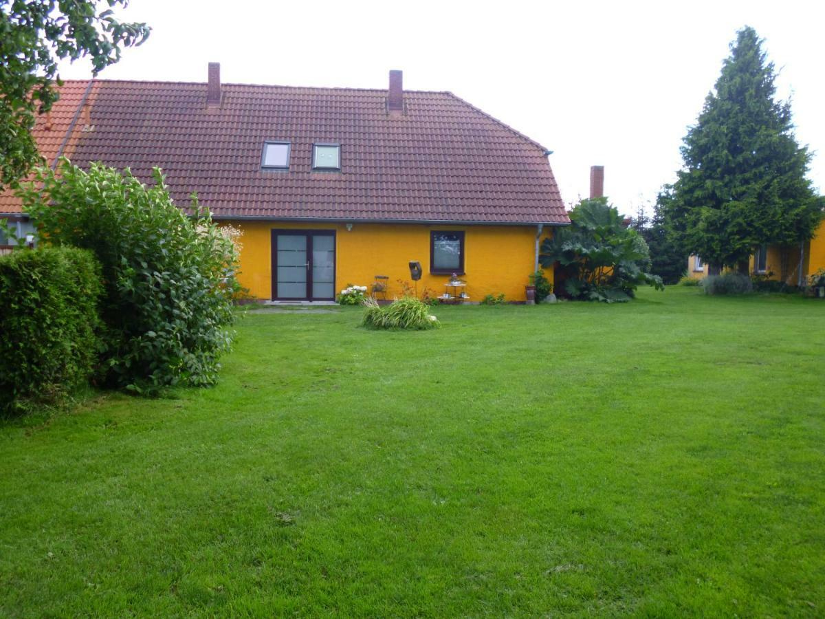 Ferienwohnungen Familie Jahn Thesenvitz Ngoại thất bức ảnh